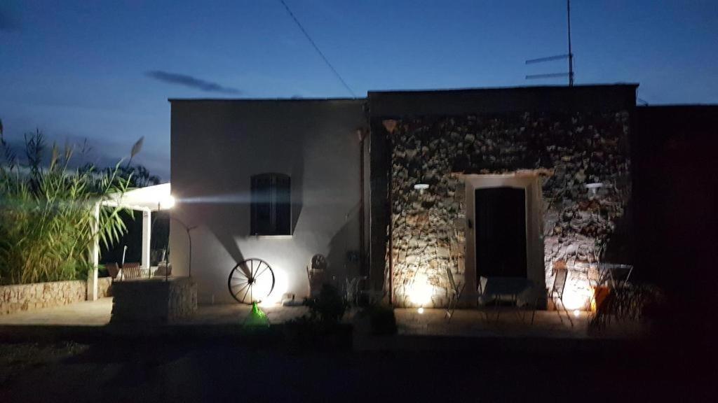 Villa Casale Conte Dell'Anna à Porto Cesareo Extérieur photo